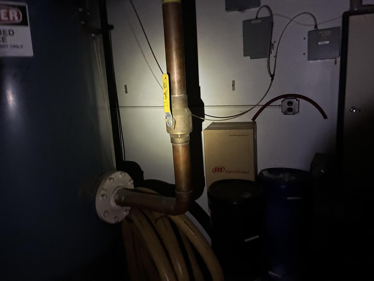 Used Delta Mechanical Compressed Air Tank System – 125 PSI