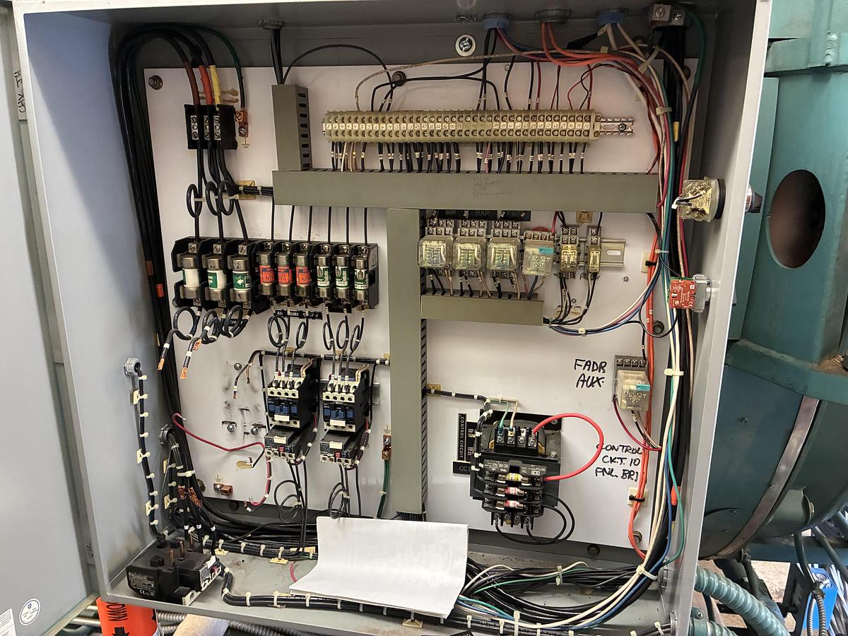 Used 2002 Cleaver Brooks CB 350 HP Steam Boiler – 15 PSI (Recently Serviced)