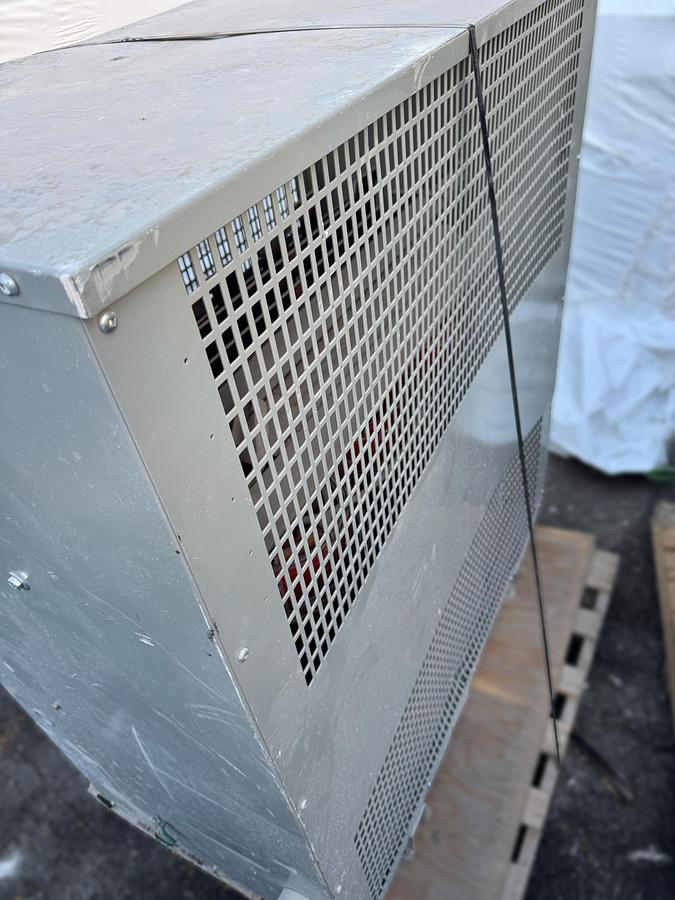 Used Square D 150 kVA Dry Type Transformer CZTC0150 S000008