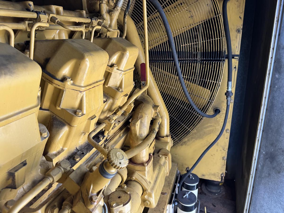 Used Caterpillar 2000 kW Diesel Generator Set - SR4B with SBS2020 Switchgear