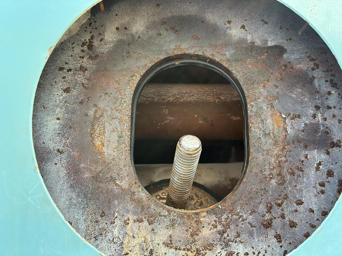 Used 1992 Cleaver Brooks CB-200-150 150 HP High Pressure Steam Boiler Natural Gas Oil Fired 150 PSI S/N L 91225 National Board No. 03010