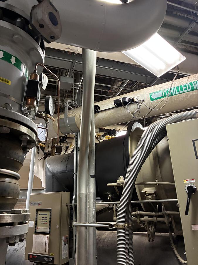 Used Trane Hermetic Centrifugal Liquid Chiller 347-Ton – CVHF770