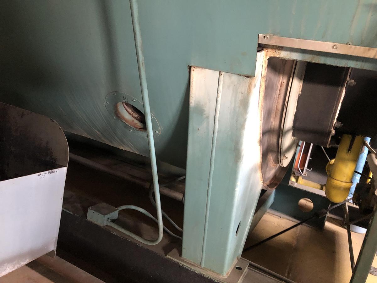 Used Cleaver Brooks 800 HP 150 PSI Commercial Boiler - 4WG-200-800-150 (2004)