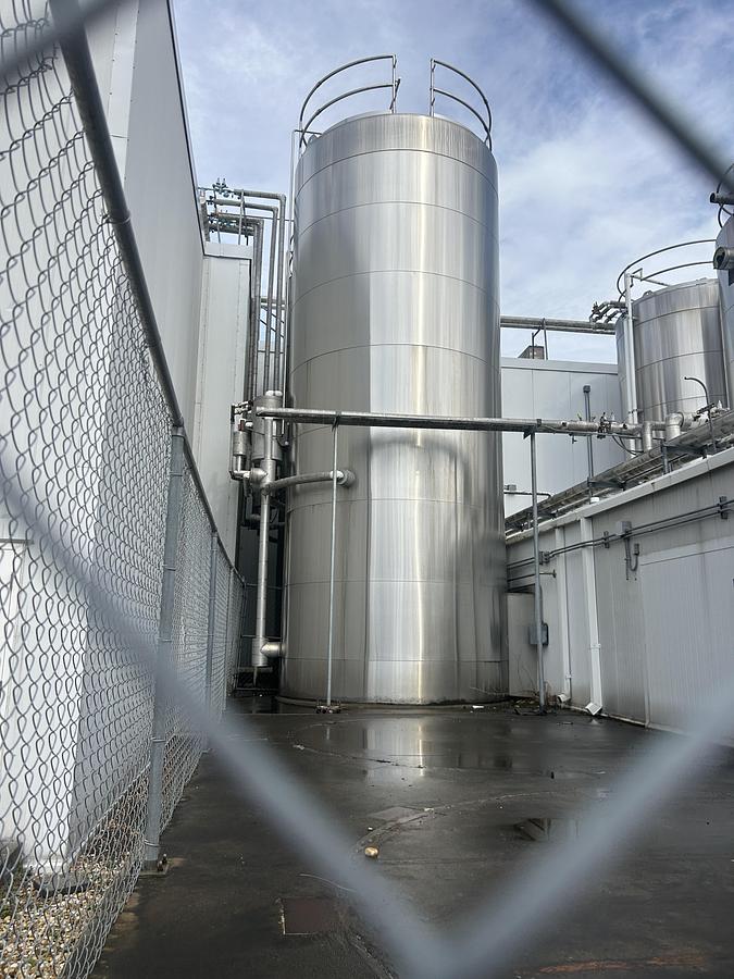 Used Walker Stainless 20,000 Gallon Jacketed Stainless Steel Storage Tanks SA240/T316L R-717 Lot of 4 1997
