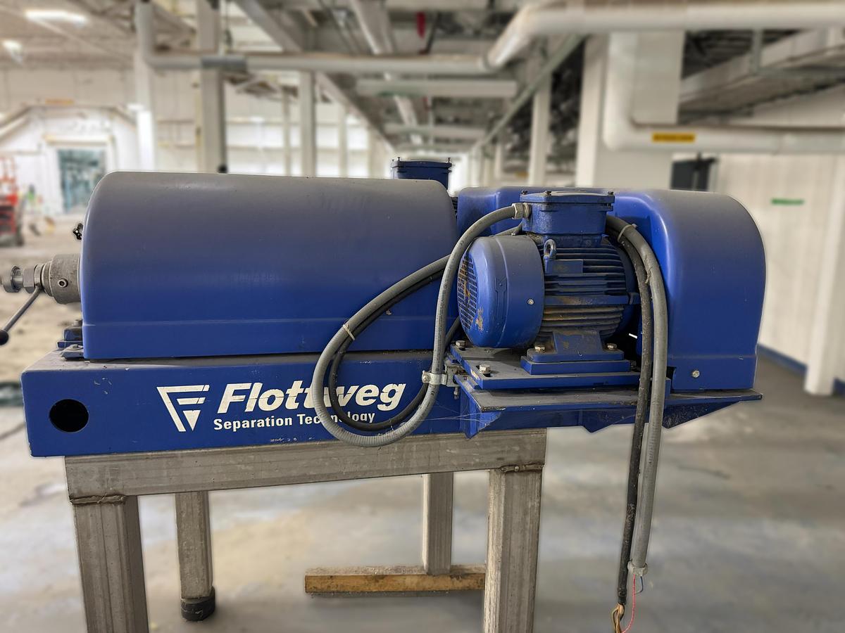 Used Flottweg Z23-3/441 Solid Bowl Tricanter Centrifuge - 6000 RPM Three-Phase Separator (2004)