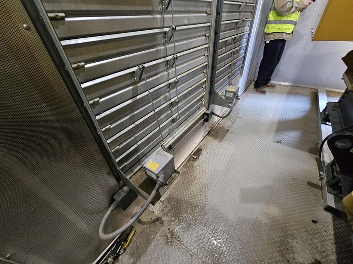 Used Caterpillar 3516 Diesel 2000 KW Standby Generator Set