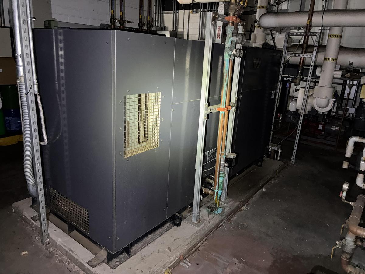 Used Hitachi DSP-90VW6-M Oil-Free Rotary Screw Air Compressor System