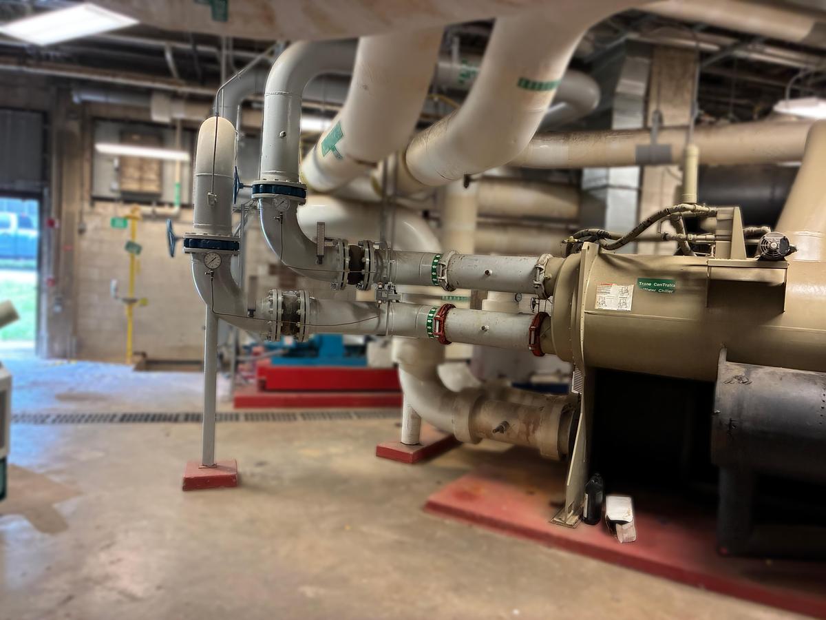 Used Trane Hermetic Centrifugal Liquid Chiller 347-Ton – CVHF770