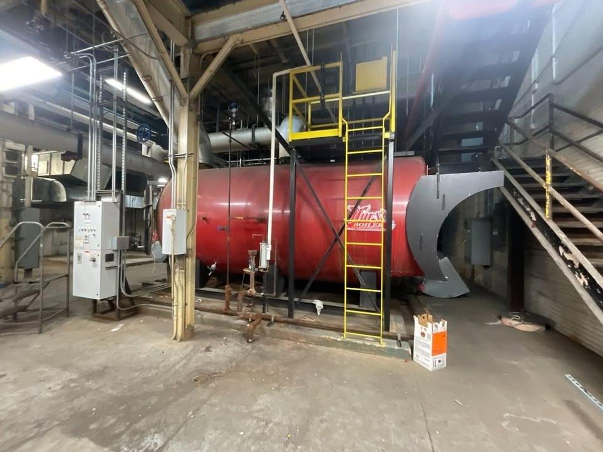 Used Hurst Boiler 400HP 15PSI S2000-15-9 4-Pass Scotch Marine Firetube Steam Boiler 2011