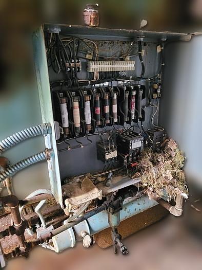 Used 600 HP Cleaver Brooks 150 PSI Steam Boiler 1990 Model CB 400-600