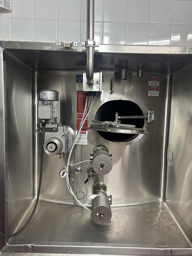 Used DCI Inc. Stainless Steel Storage Tanks Group of 3  6000 & 10000 Gallon Agitated CIP-Ready