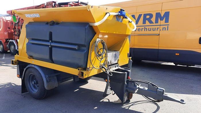 Gebruikt 2002 NIDO Stratos B17-18 AWAXN