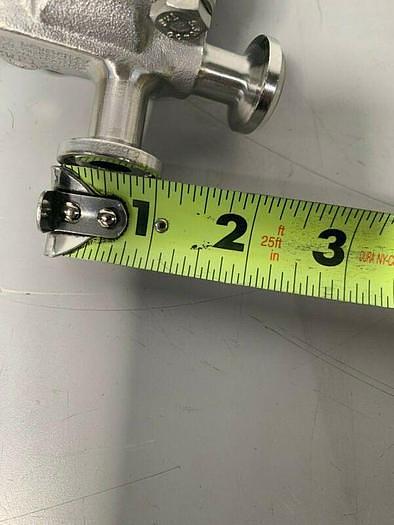 Used ITT Pure-Flo  .5-316L-RA20MAX-CWP150 3-way Diaphragm Valve w/ 1/2" Sanitary Fit