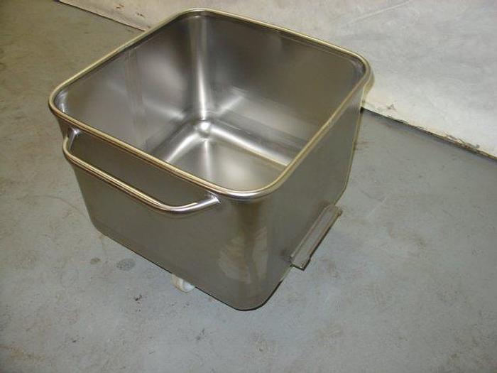 Havantec Euro Buggies; 400Lbs capacity, Drip Lip and Handles(NEW)