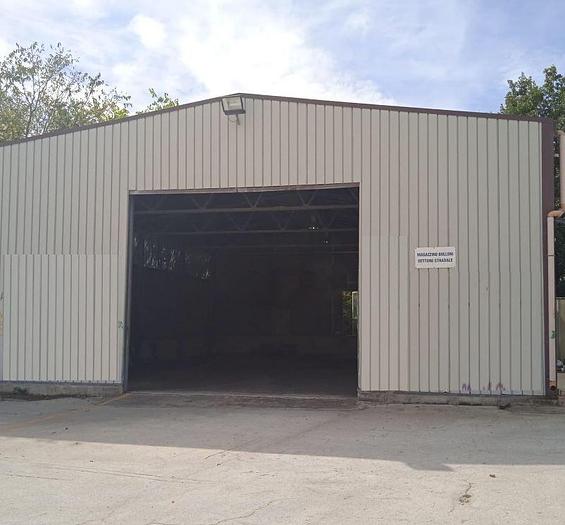 Usato 2000 Area e Capannoni in vendita a Lanciano in via Zona Industriale - Sheds Italy