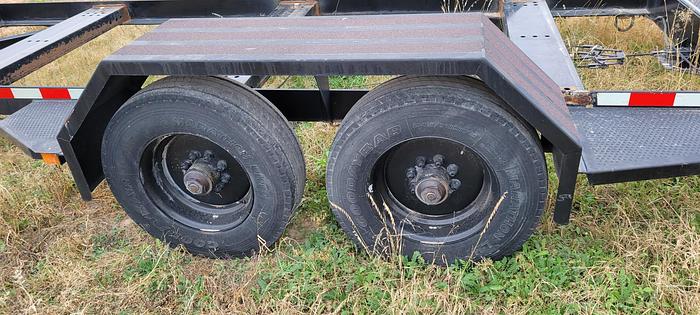 Used 2011 Caterpillar Tandem Axle Trailer 10,000 lb. Axle Rating