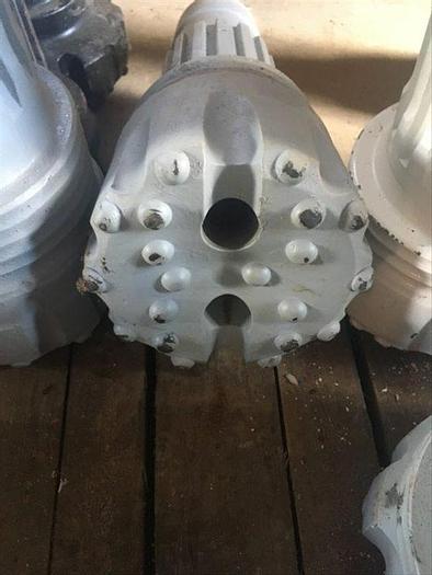 Used 7-3/4" HAMMER BIT QL8 SHANK