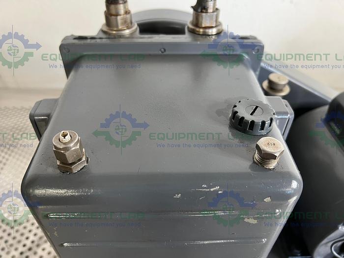 Used Welch  1402N Chemstar Corrosive Gas Vacuum Pump w/ Motor Division C63CXGZP Motor