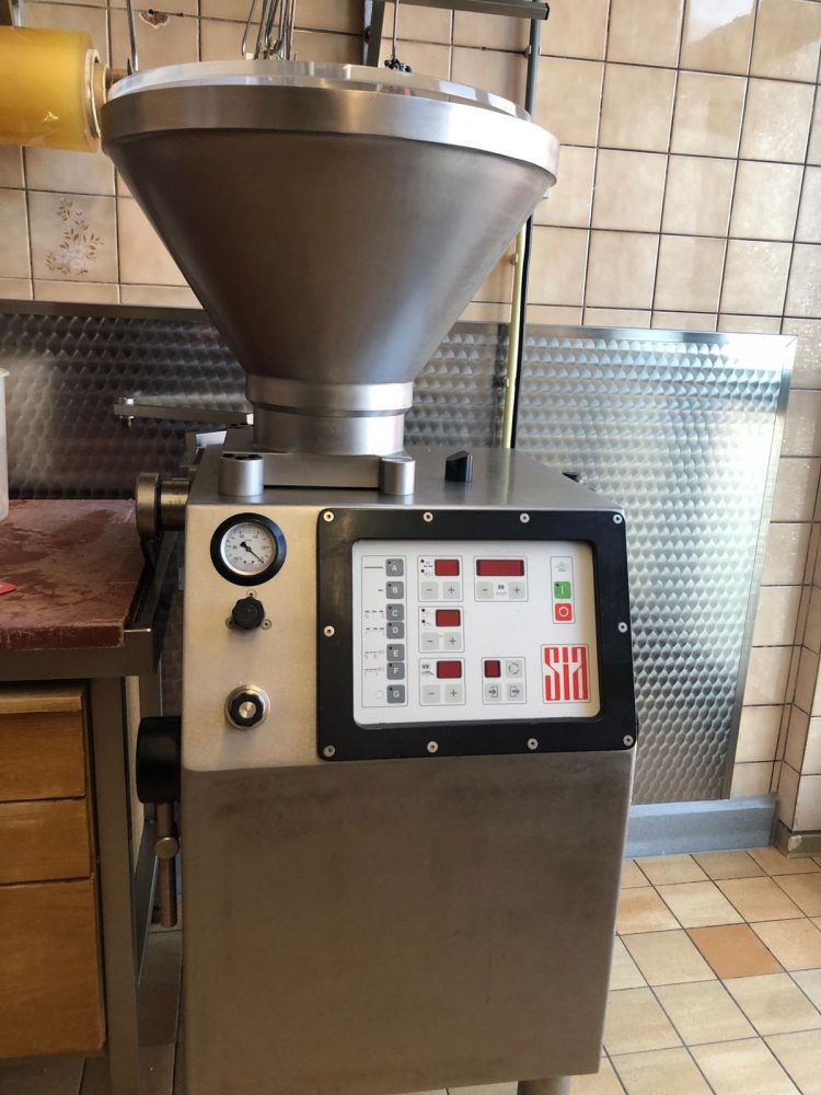 Used Sia vacuum filler