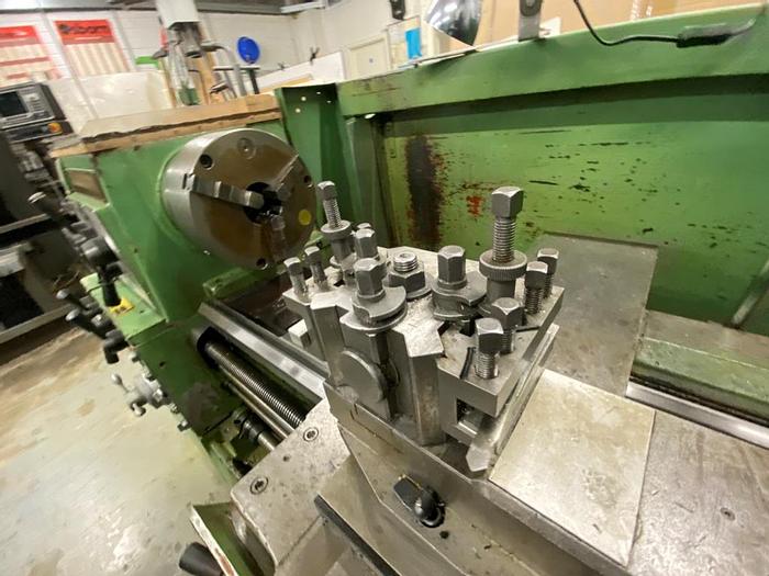 Used YMT(Yunnan Machine Tools) CY - S1760G Gap Bed Manual Center Lathe