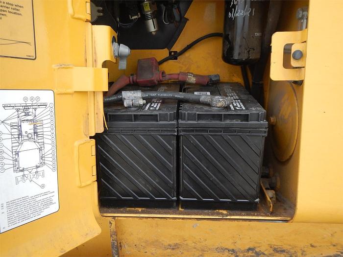 Used 2013 DEERE 450J LGP