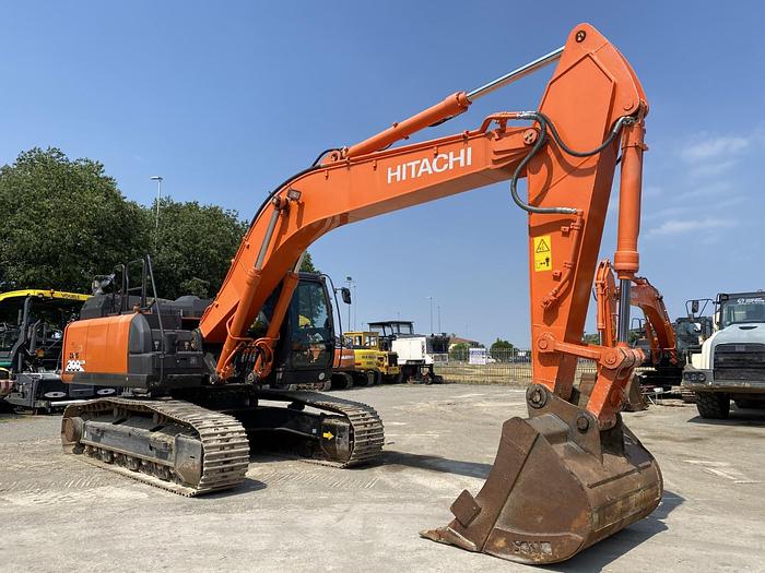 Usato 2016 HITACHI ZX300LCN-6