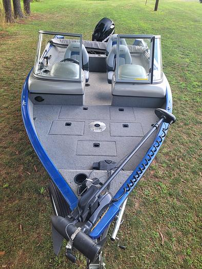 Used 2011 Bass Tracker Pro V16 Guide WT