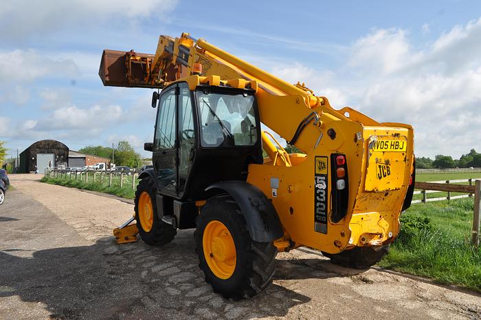 Used 2005 JCB 532-120