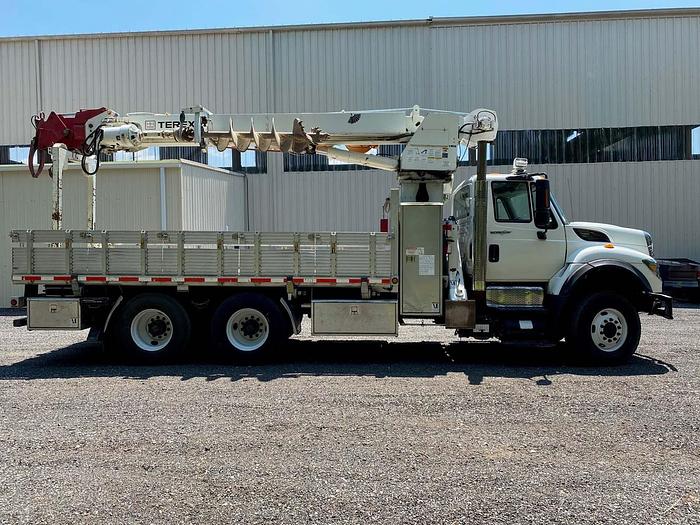 Used 2008 International 7600 Terex Commander 5045 Digger Derrick - M66848