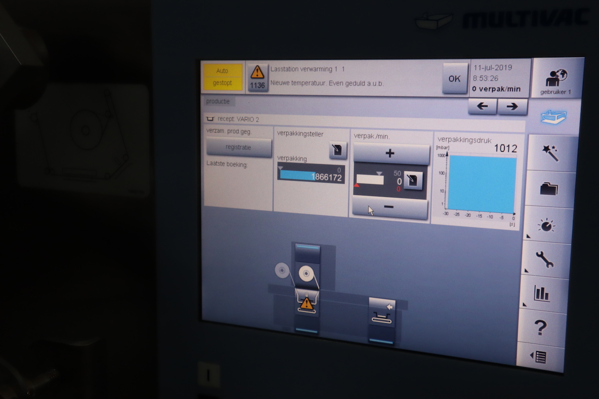 Used Multivac T300 automatic traysealer