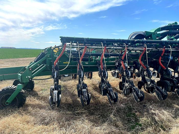 Used 2016 Great Plains YP1625 Corn Planter - 16R30