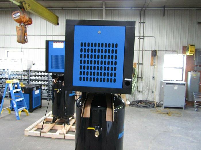 Air-Max MAC-5BP80V Rotary Screw Air Compressor 5 hp 3ph. 80V W/dryer