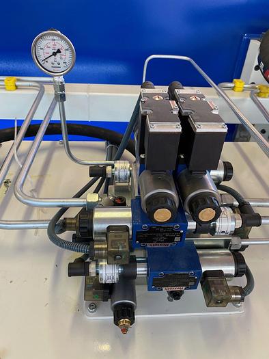 PIEGATRICE CNC SINCRO SERIE MAXIMA 3100X100 3 AX CE NUOVA
