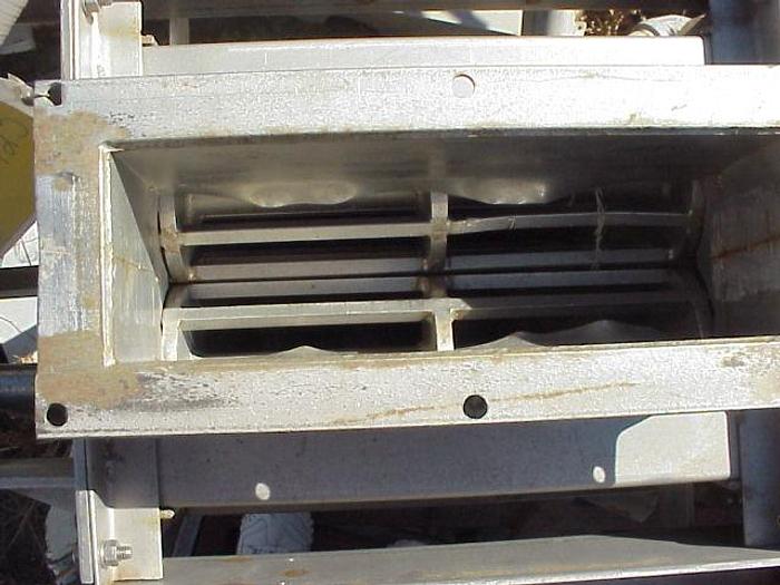 Used Mill, Lump Breaker, 5" X 12", S/st, 3 HP, Wyssmont #S464925