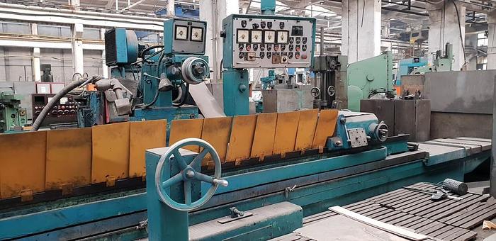 1978 Cylindrical grinding machine STANKO 3M194 560x4000mm