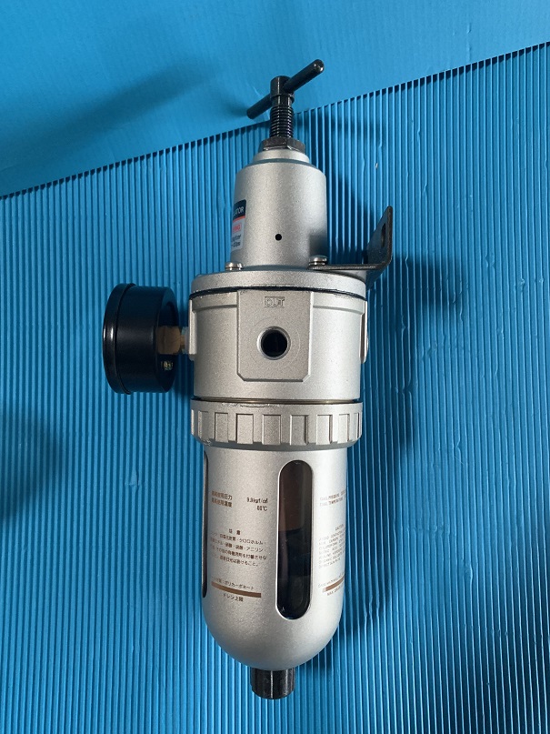 Used SMC filter regulator aw411