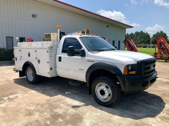 Used 2005 Ford F550 Service Truck