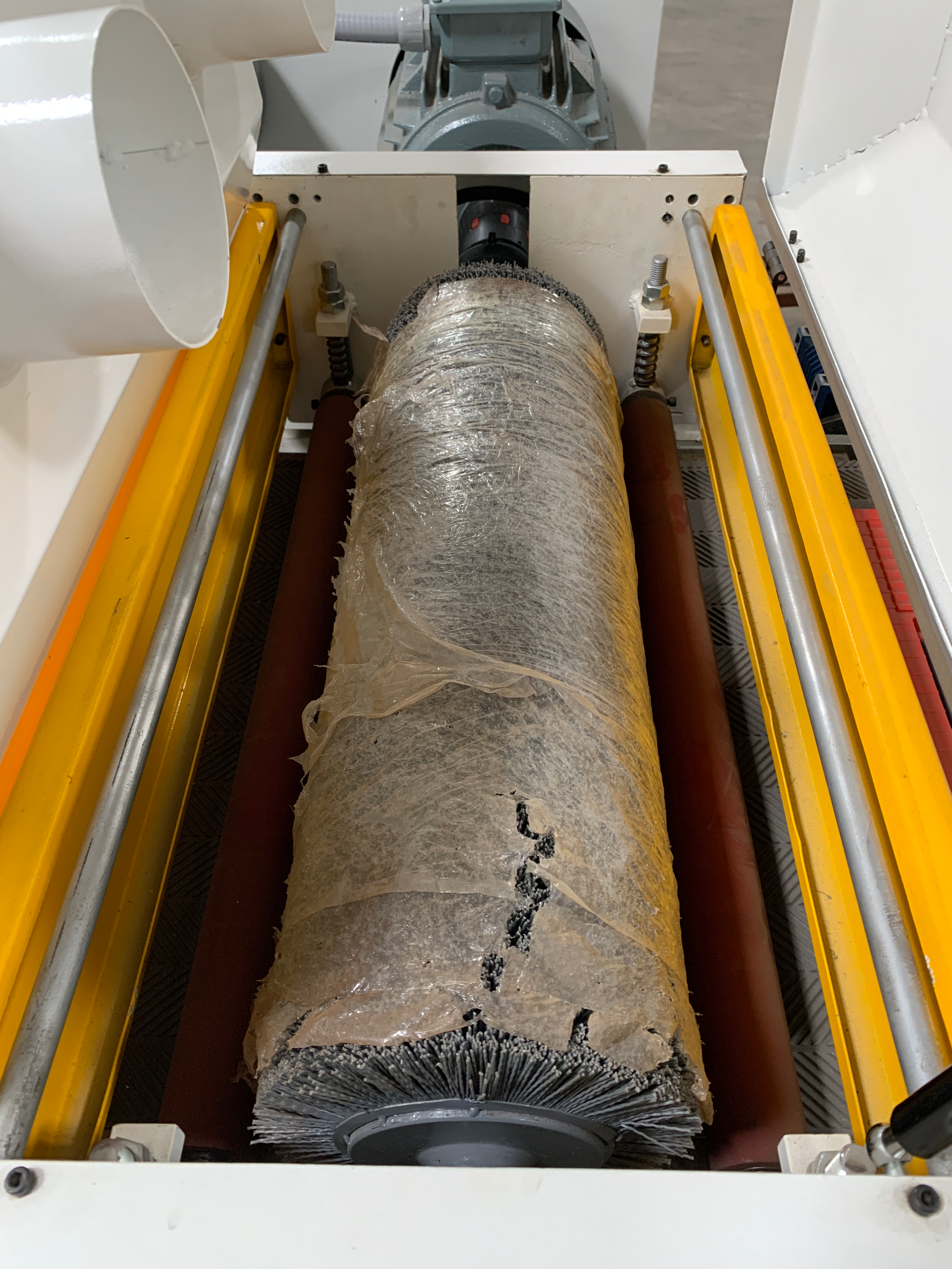 Used 2018 Boss LSJ 600RR Wire Brush Machine