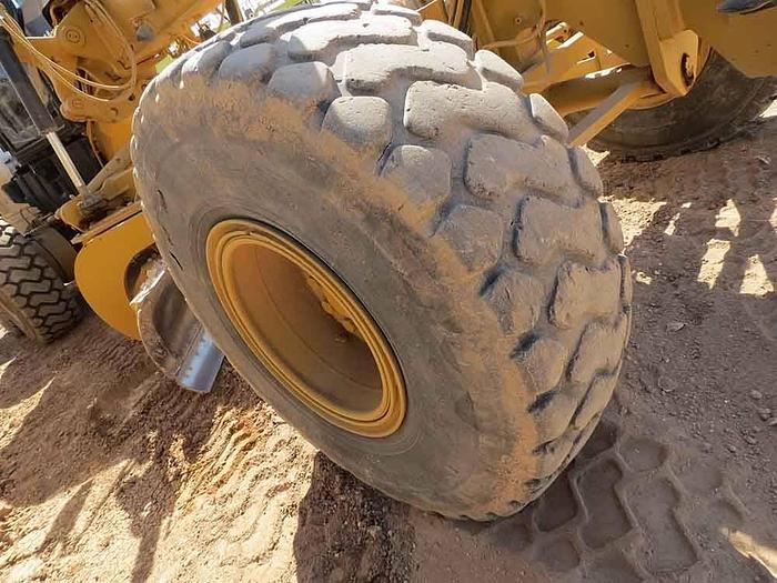 Used 2008 CATERPILLAR 14M