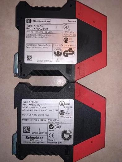 Used XPSAC5121 PREVENTA Safety Relay