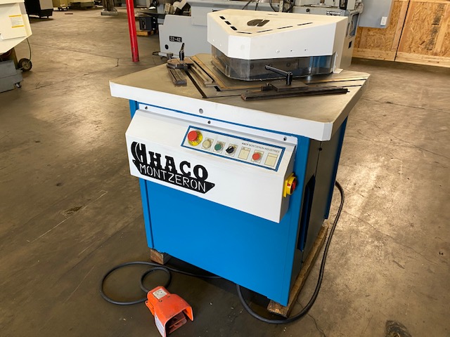 Used HACO MAXI 250/6 HYDRAULIC CORNER NOTCHER 1/4" #5804