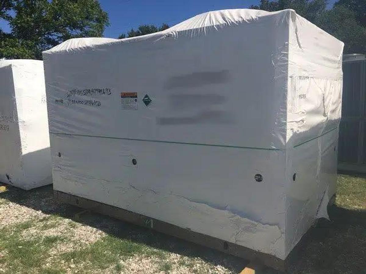 Used YORK – 100 Ton New Surplus Air Cooled Chiller