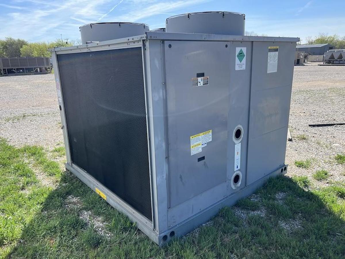 Used CARRIER – Used 50 Ton Air Cooled Chiller