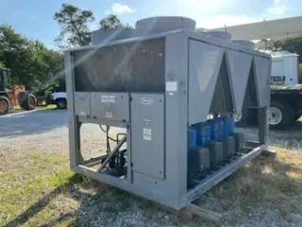 Used YORK- Used 275 Ton Air Cooled Chiller