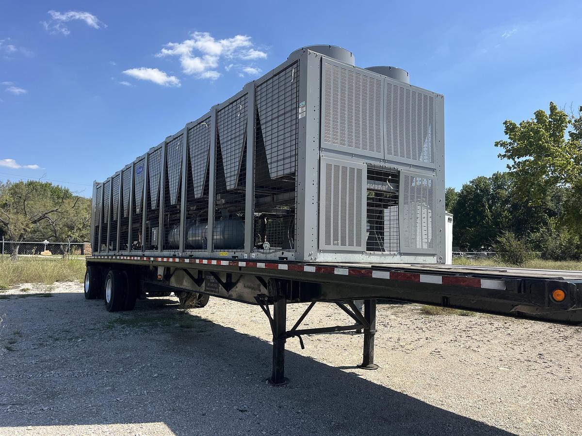 Used Carrier – 450 Ton Air Cooled Chiller