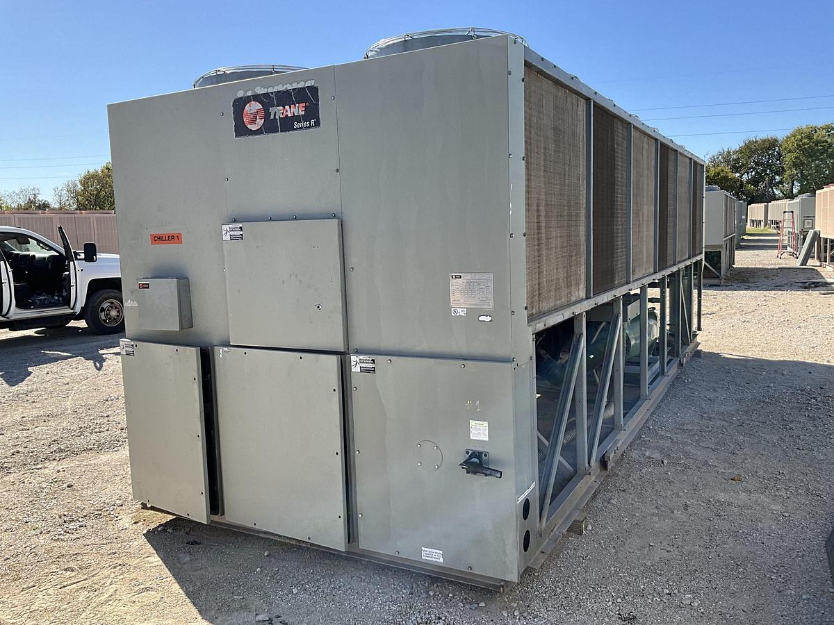 Used TRANE- 250 Ton Air Cooled Chiller