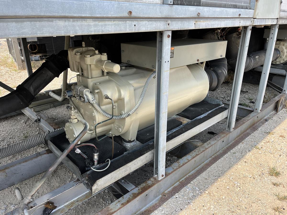 Used TRANE – 300 Ton Air Cooled Chiller