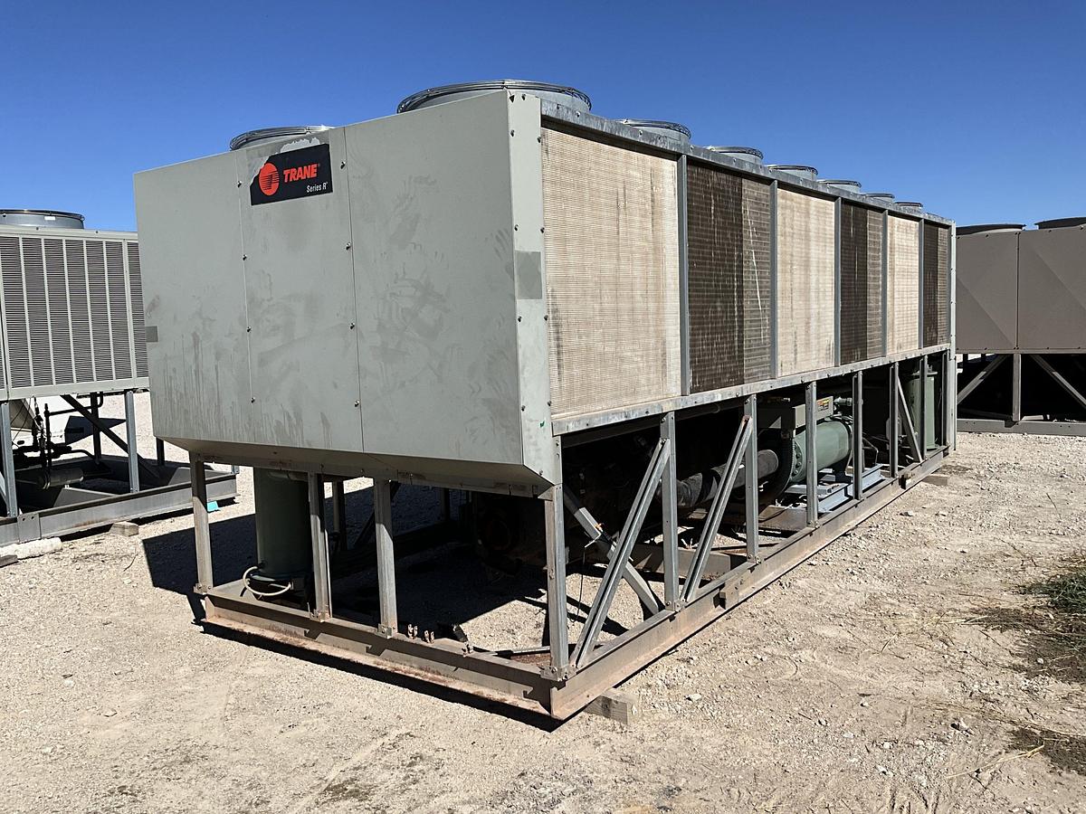 Used TRANE- 250 Ton Air Cooled Chiller