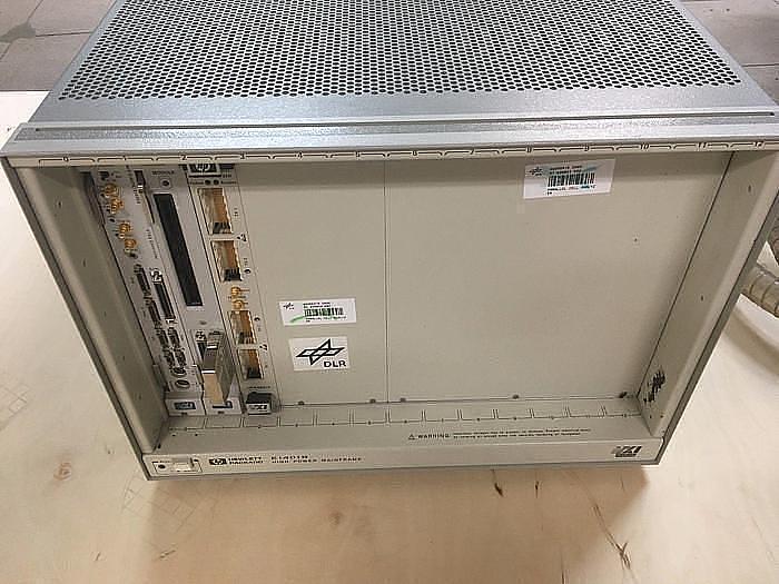 Used HP Agilent E1401B E4210B E4205A E1607A  Cell Analyser