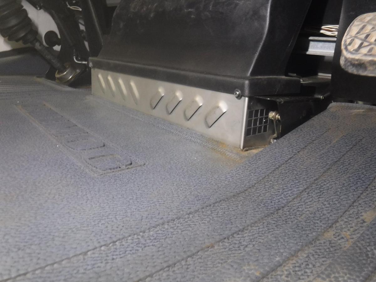 UGN UNIMOG STAINLESS STEEL HEATER BOX